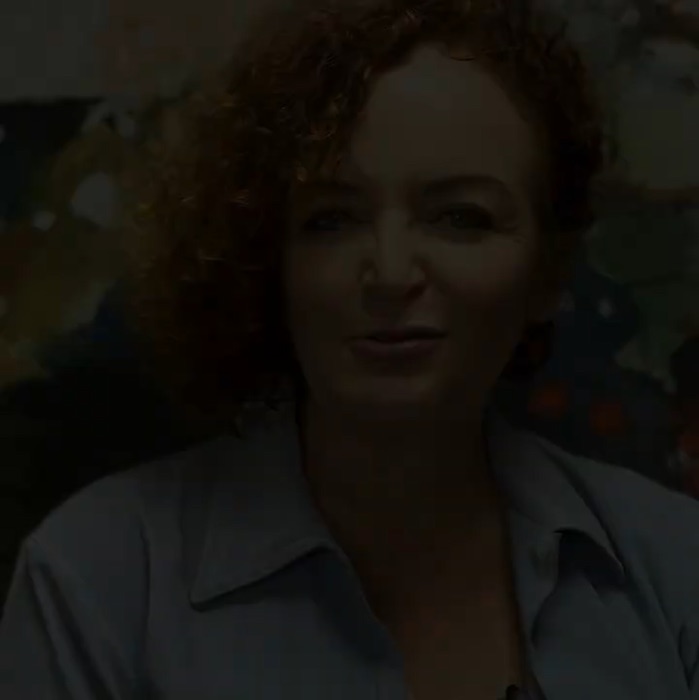 קורין הולצר מספרת על העבודה עם קטיה